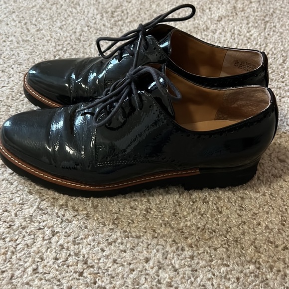 Franco Sarto Oxfords - Picture 3 of 4